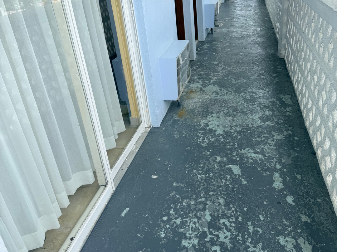弗拉明戈湾和滨海酒店主图