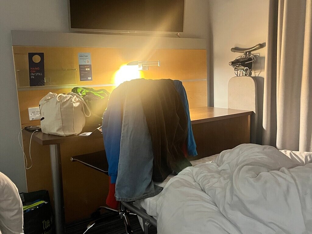 Holiday Inn Express 邓弗里斯 - 蒂科中心主图