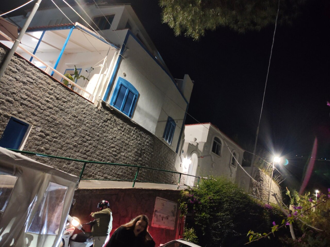 Omare Apartments