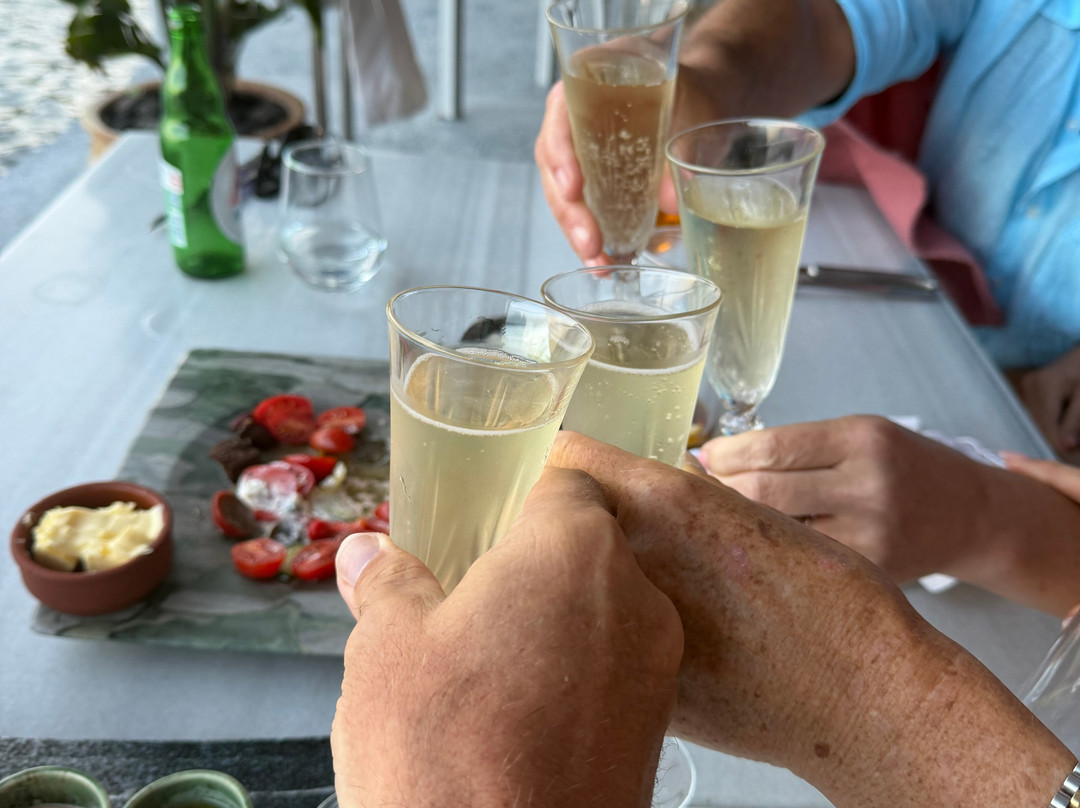 阿斯帕基高档酒店主图