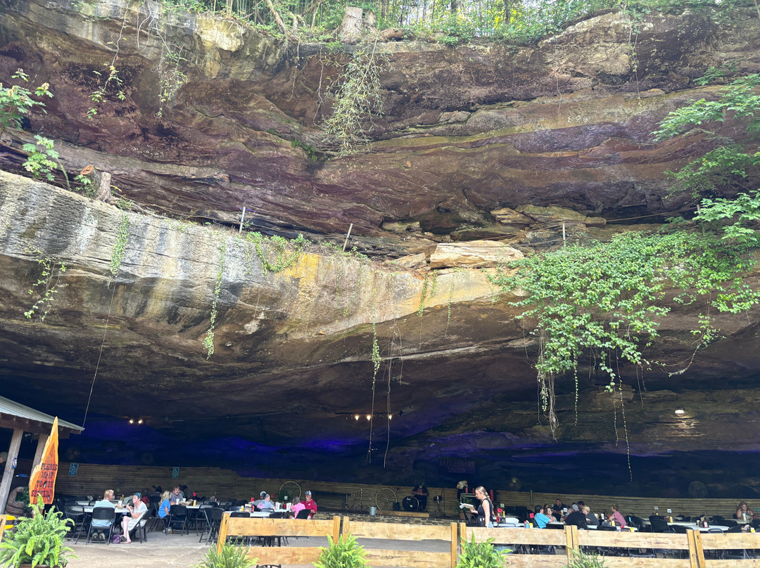 Rattlesnake Saloon-Tuscumbia必去景点
