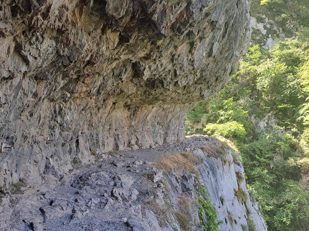 Ruta De Las Xanas-Villanueva De Santo Adriano必去景点