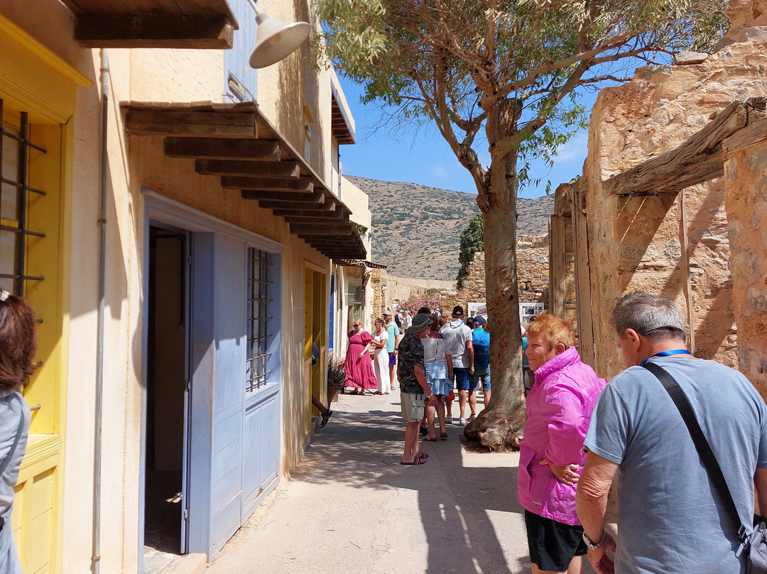 Tour Guides Crete-雷斯蒙必去景点