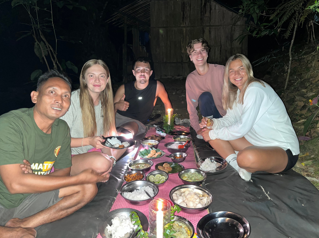 Sumatra Orangutan Tours-武吉拉旺必去景点