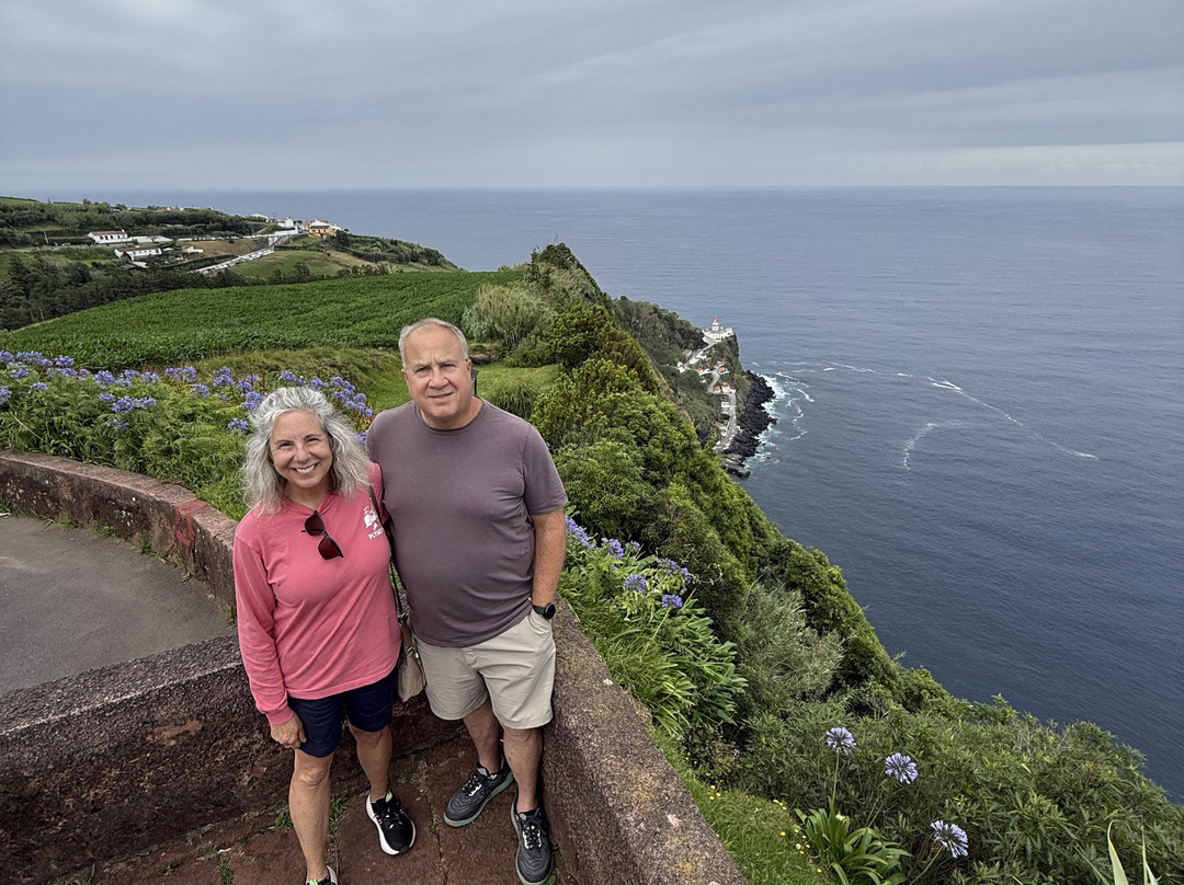 Pedro Ferreira Azores Tours-蓬塔德尔加达必去景点