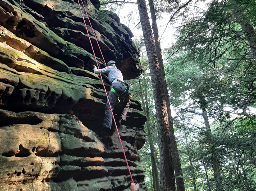 Hocking Hills Adventures-洛根必去景点