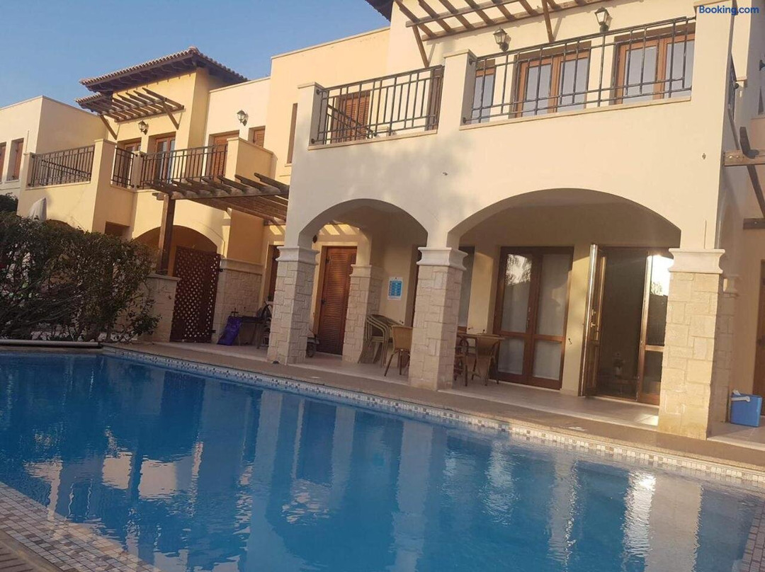 Aphrodite Hills Zephyros Apartments