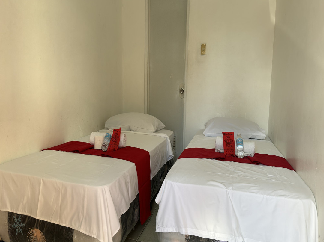 RedDoorz @ Pvc Pension Haus