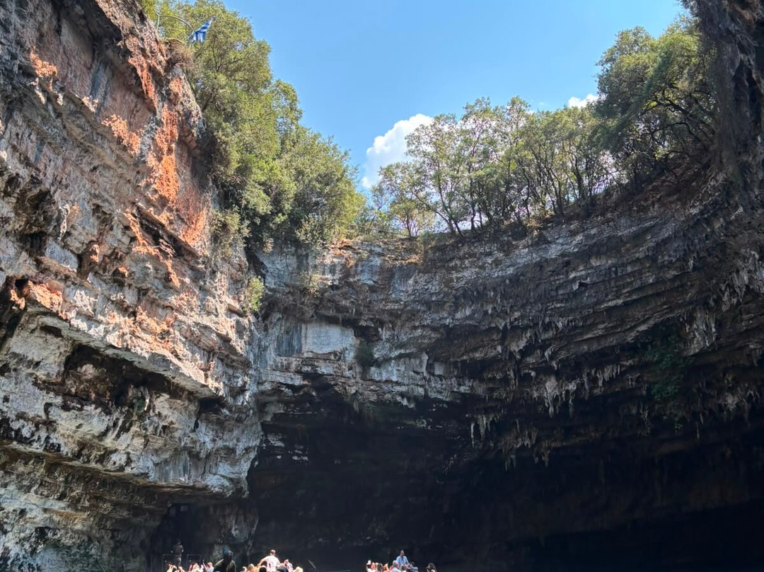 Kefalonia Excursions-阿尔戈斯托利翁必去景点