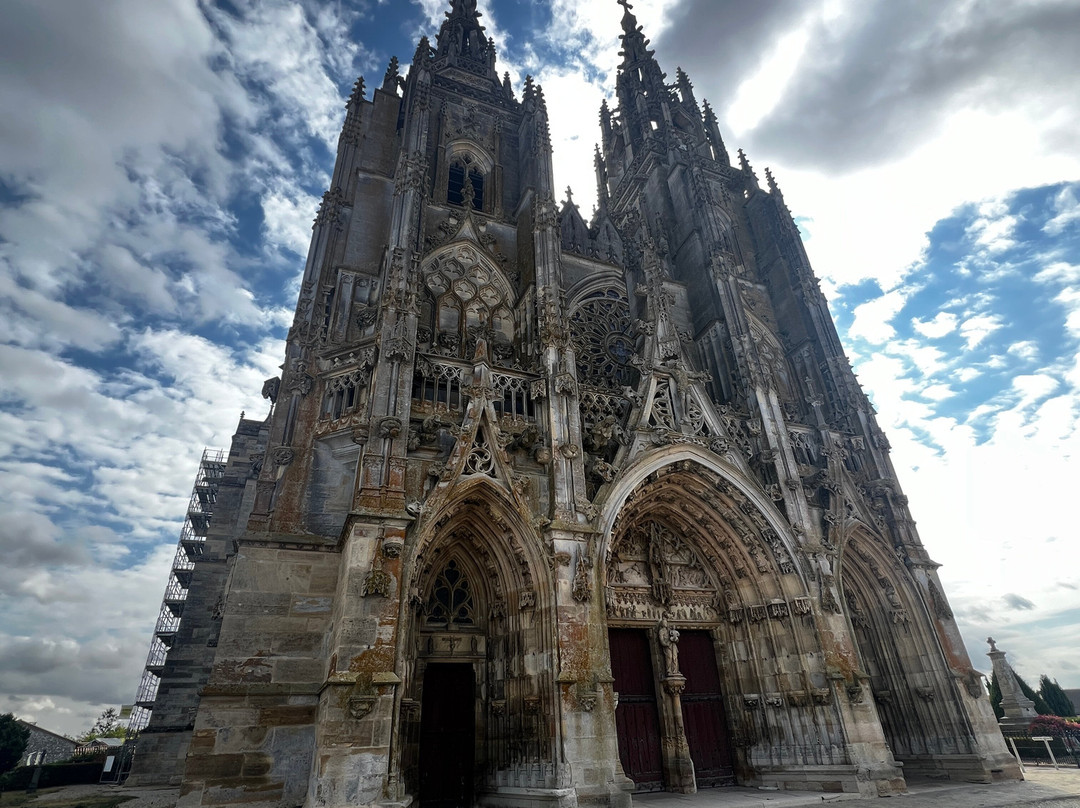 Basilique Notre-Dame de l'Epine-L'Epine必去景点