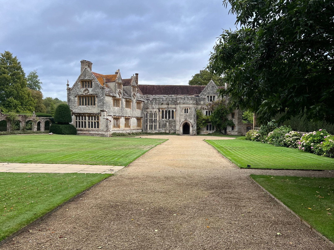 Athelhampton House and Gardens-多切斯特必去景点