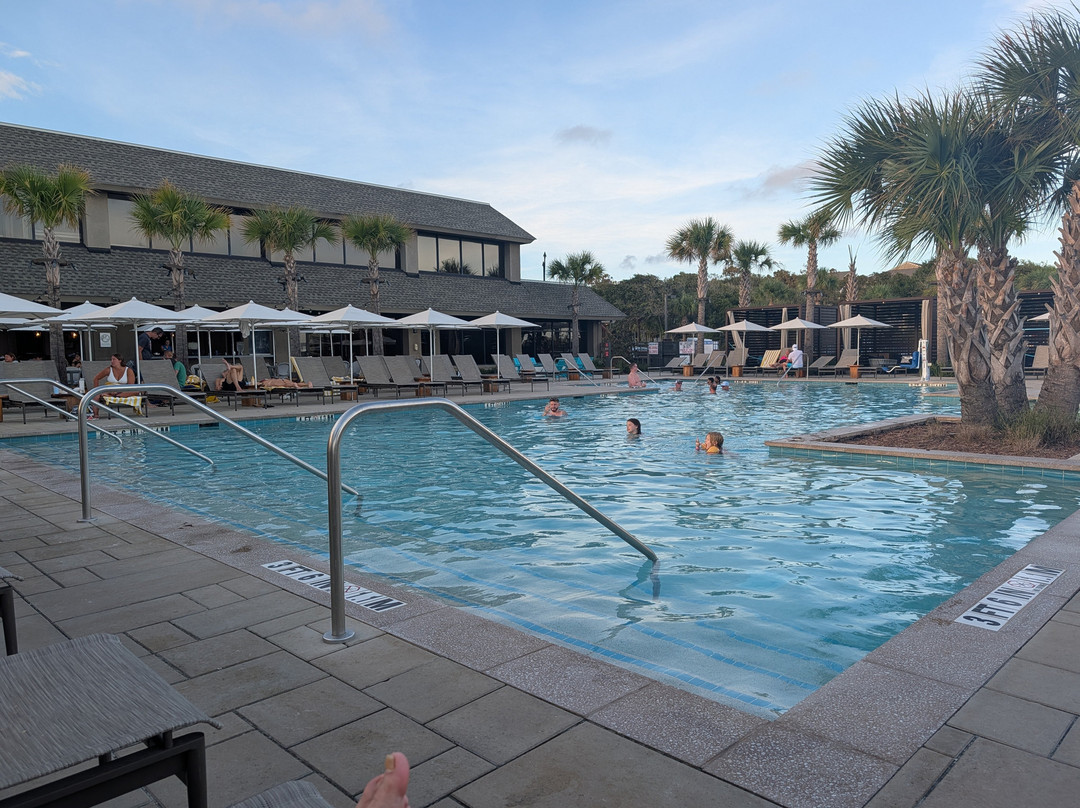 Holiday Inn Resort 希尔顿头岛，海滨主图
