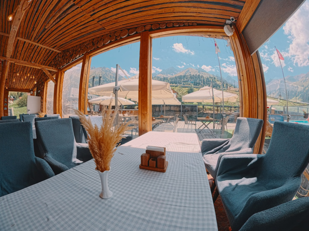 Besqaynar酒店住宿-Shymbulak Resort Hotel