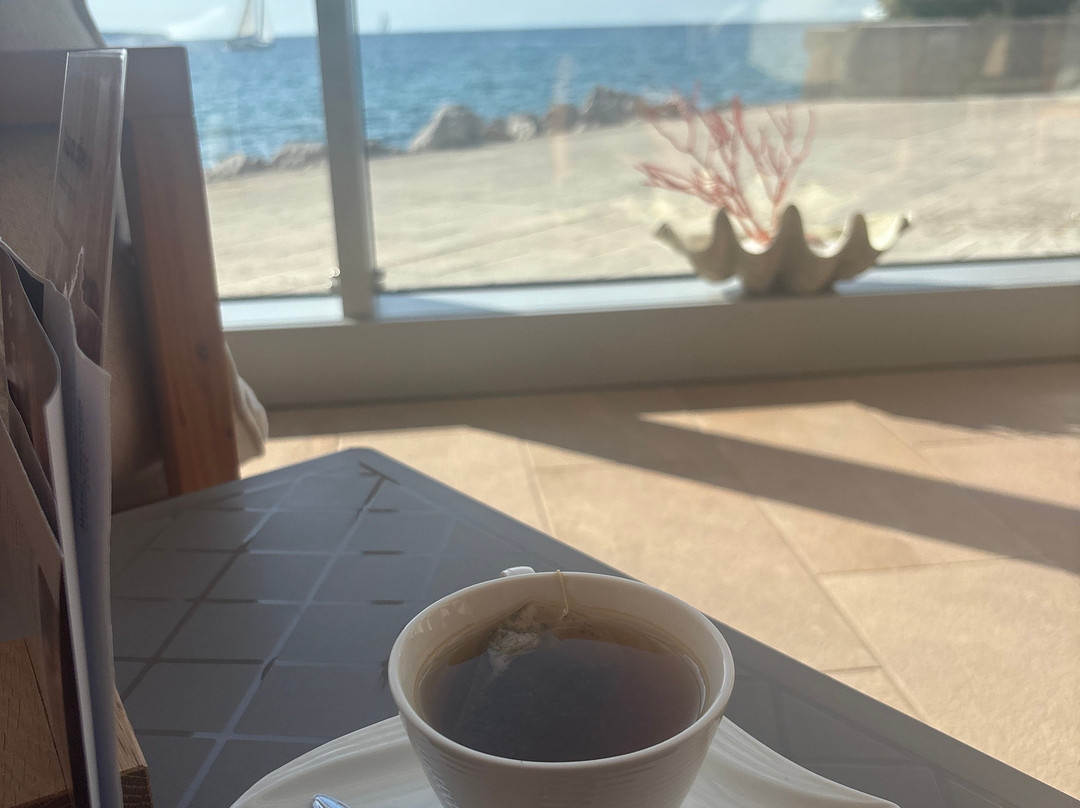贝尔纳丁酒店主图