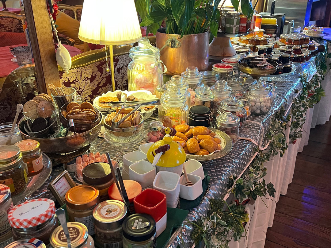 天鹅酒店主图