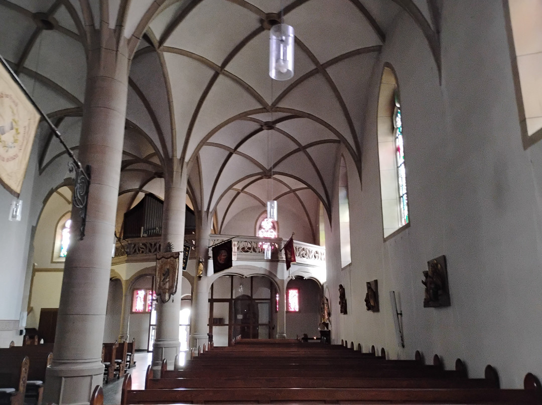Katholische Kirche Ulmen-Ulmen必去景点