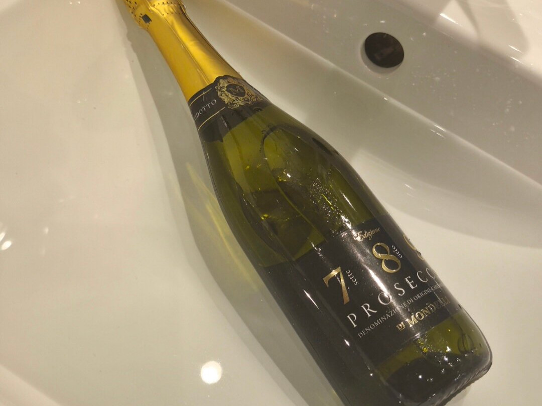 优品迎伦敦盖特威克机场（北航站楼）酒店主图