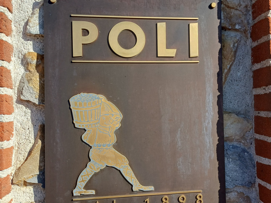 Poli Distillerie-斯基亚翁必去景点