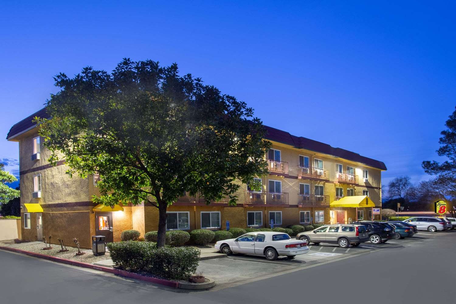 奇科速8酒店-官方