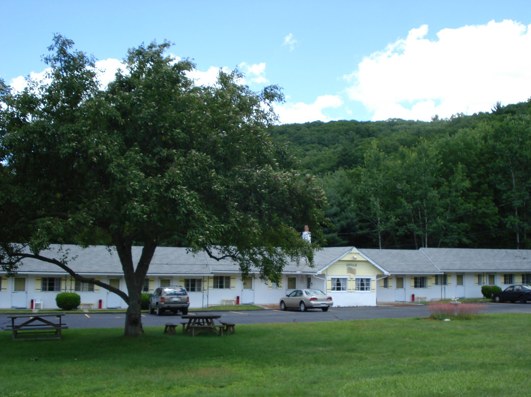 Hillside Motel