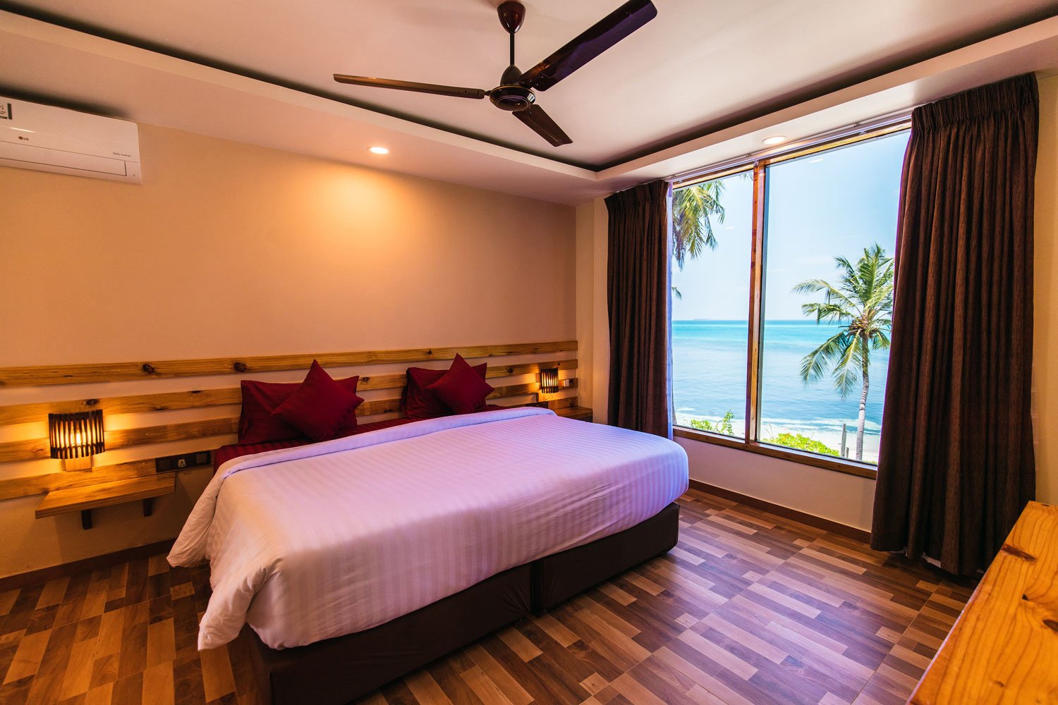 Endheri Sunset Dhangethi-官方
