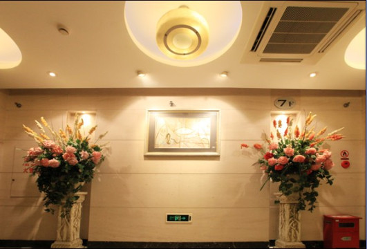 四季花园酒店主图