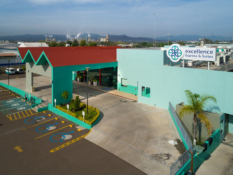 Excellence Express & Suites San Juan del Río