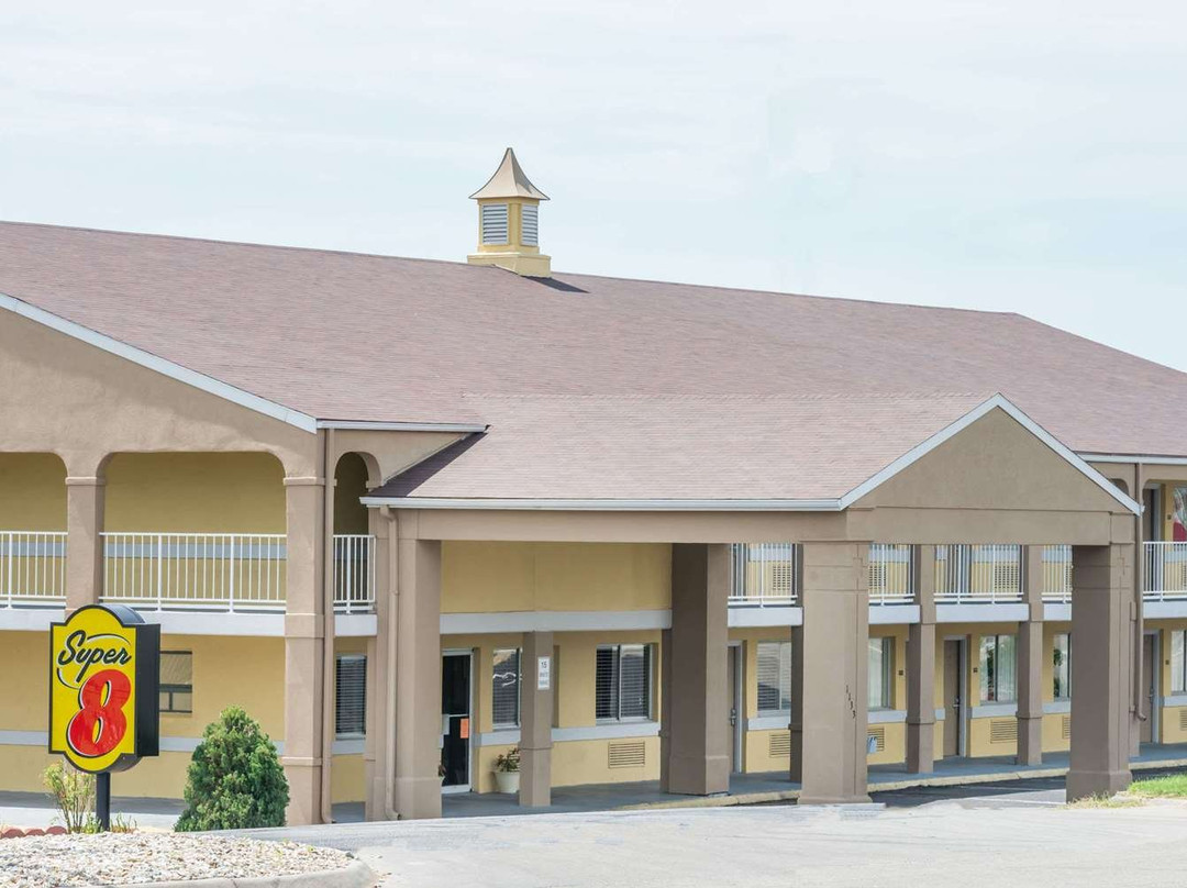 Super 8 by Wyndham Junction City