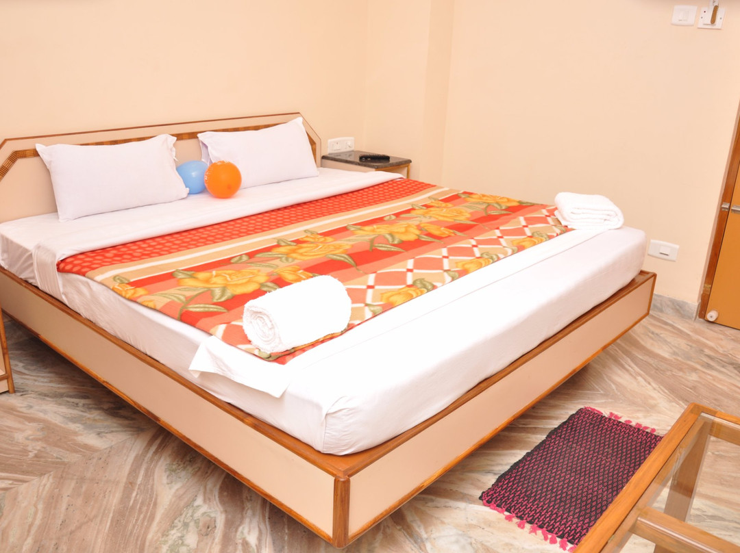 Hotel Saravana Grand
