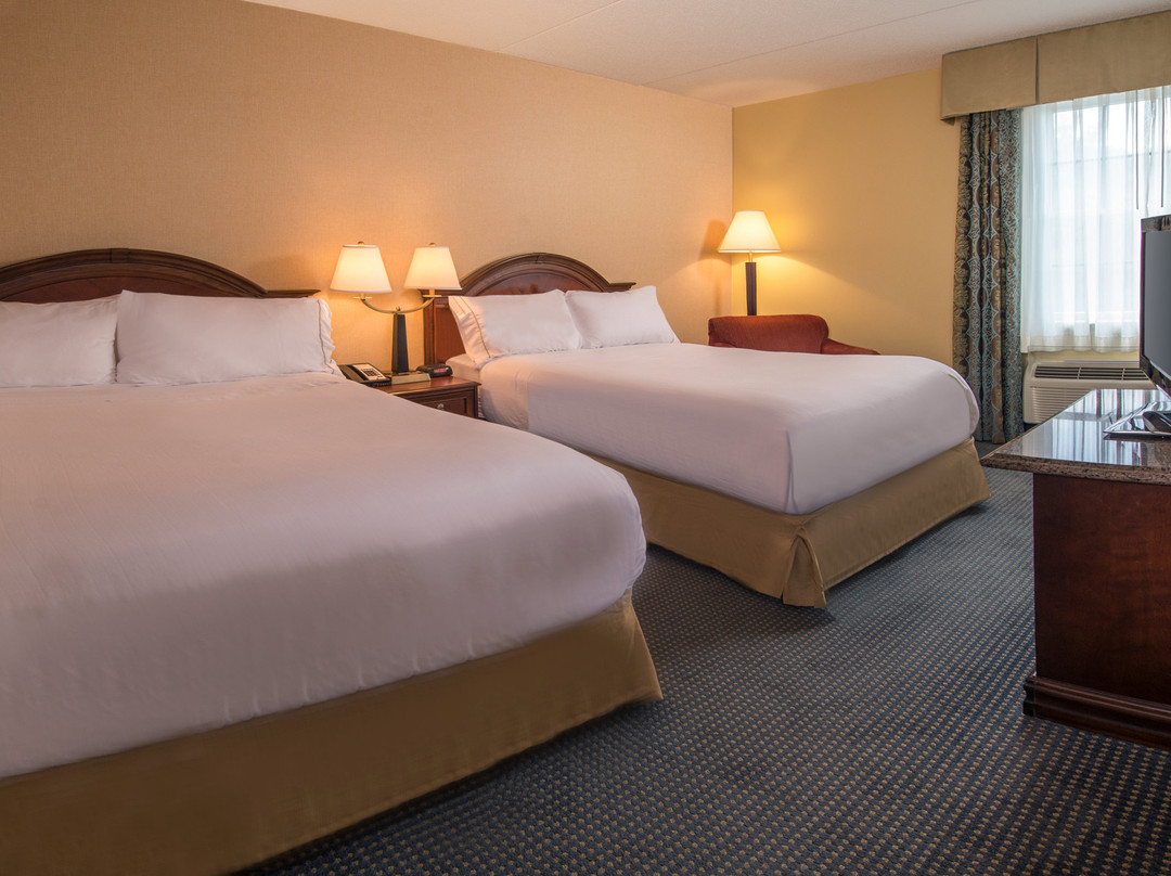 Port Matilda酒店住宿-Holiday Inn Express State College @Williamsburg Square, an IHG hotel