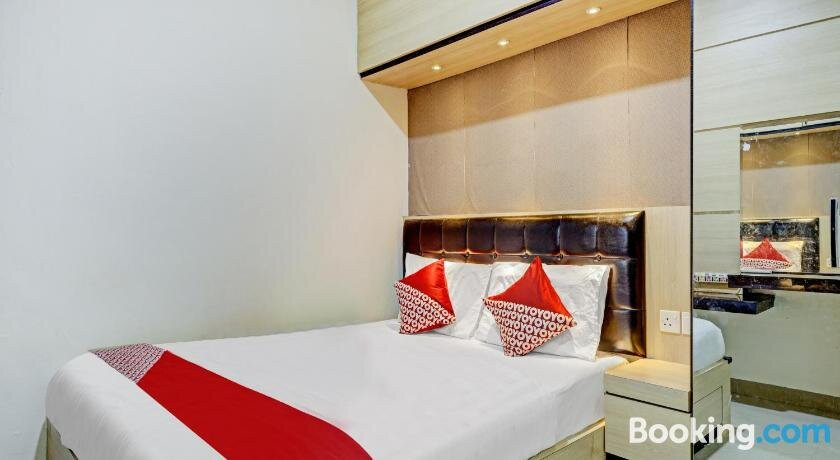 OYO 90366 Homestay 81 Baloi