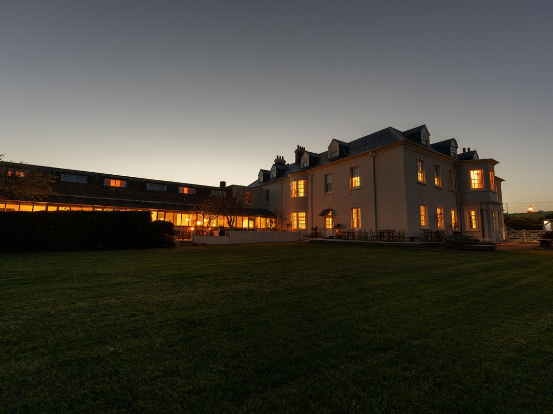 Moonfleet Manor Hotel主图