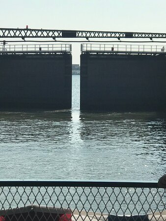 Original Soo Locks Boat Tours景点图片