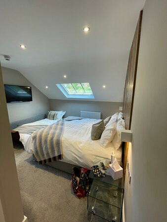 The Yan At Broadrayne主图