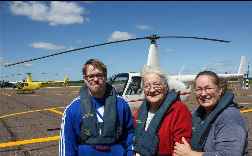 Lake Superior Helicopters景点图片