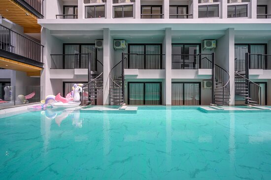Tour De Phuket Hotel-泳池