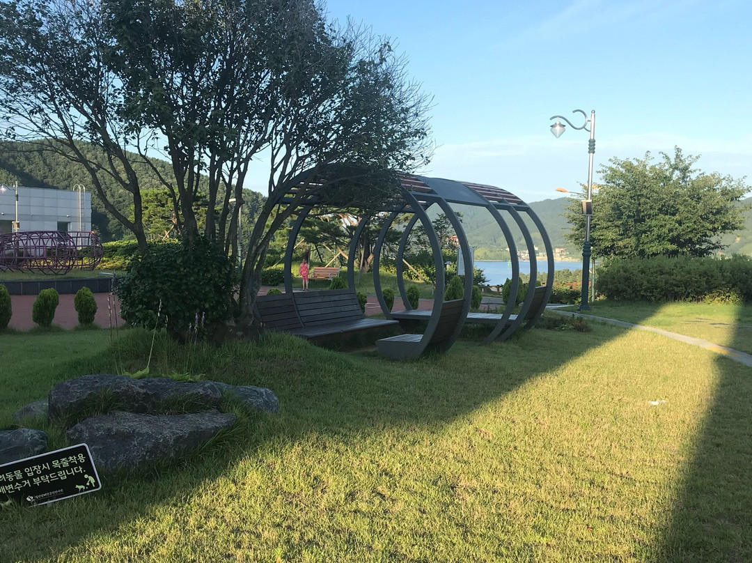 Chilcheonryang Seabattle Memorial Park-巨济市必去景点