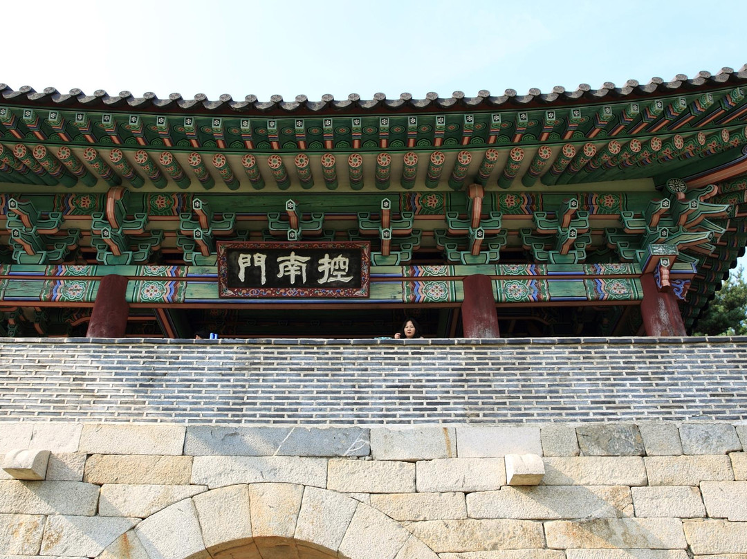 忠清北道旅游景点-Sangdangsanseong Fortress