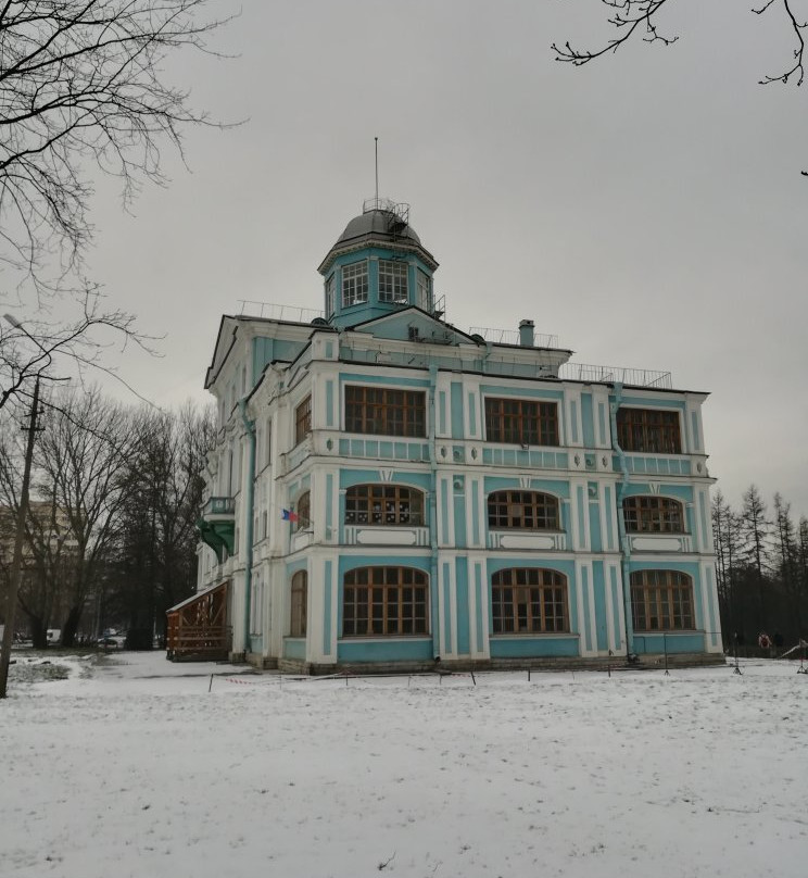 House Novoznamenka景点图片