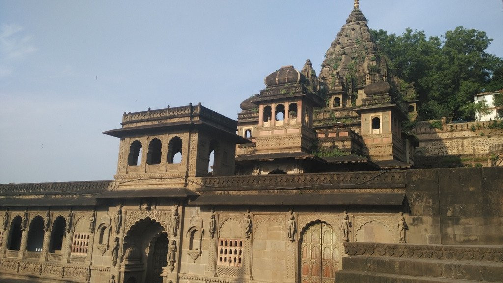 Ahilyeshwar Temple景点图片