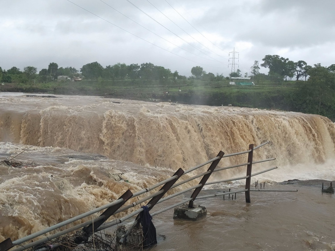 Someshwar Water Fall景点图片