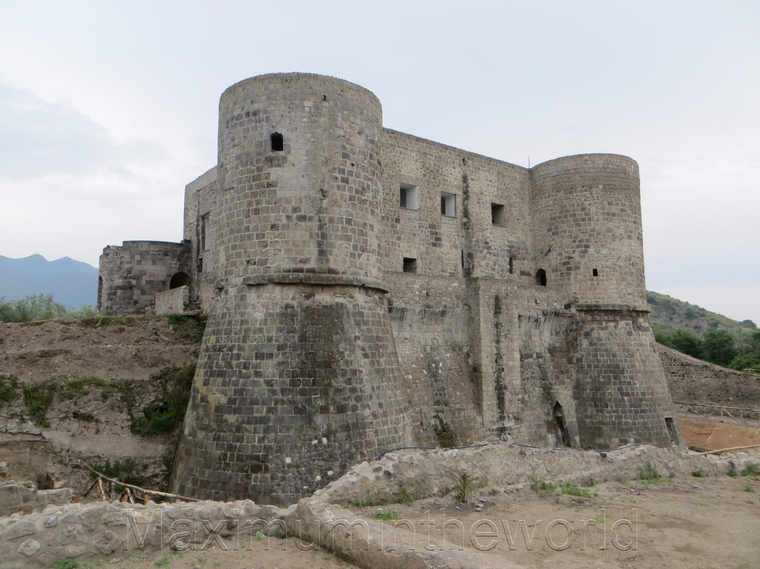 Castello Aragonese景点图片