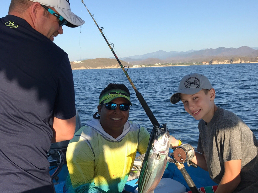 Huatulco Fishing Eduardo-Crucecita必去景点