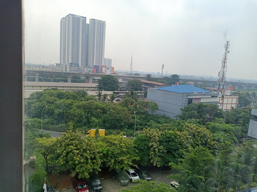 Primebiz Hotel Cikarang主图