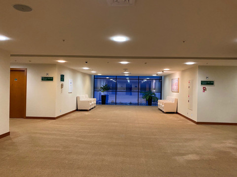 假日酒店度假村主图