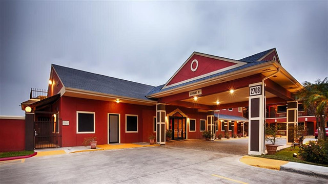 爱丁堡贝斯特韦斯特普勒斯旅馆&套房酒店主图