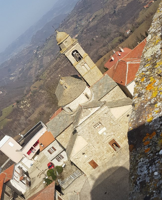 Castello e Torre di Roccaverano景点图片