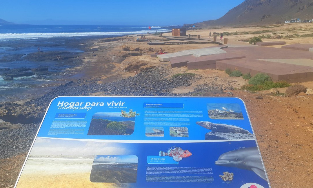 Playa del Confital景点图片