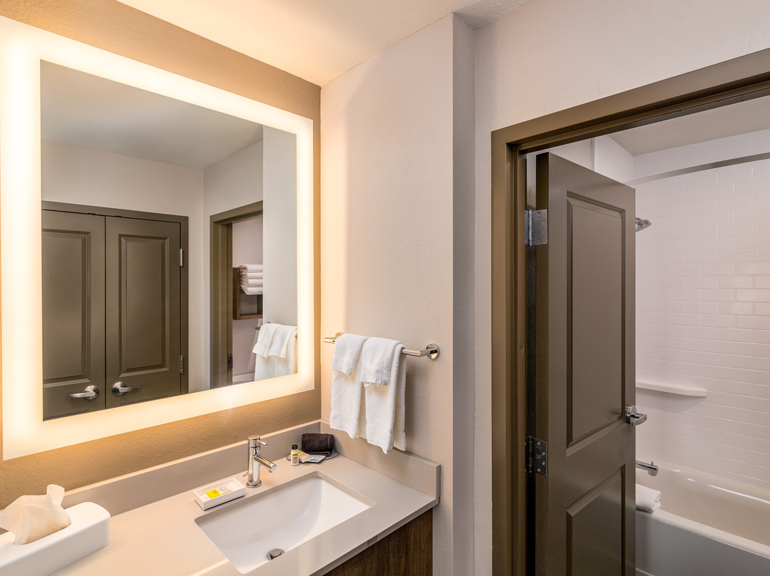 Staybridge Suites Florence - Cincinnati South by IHG主图