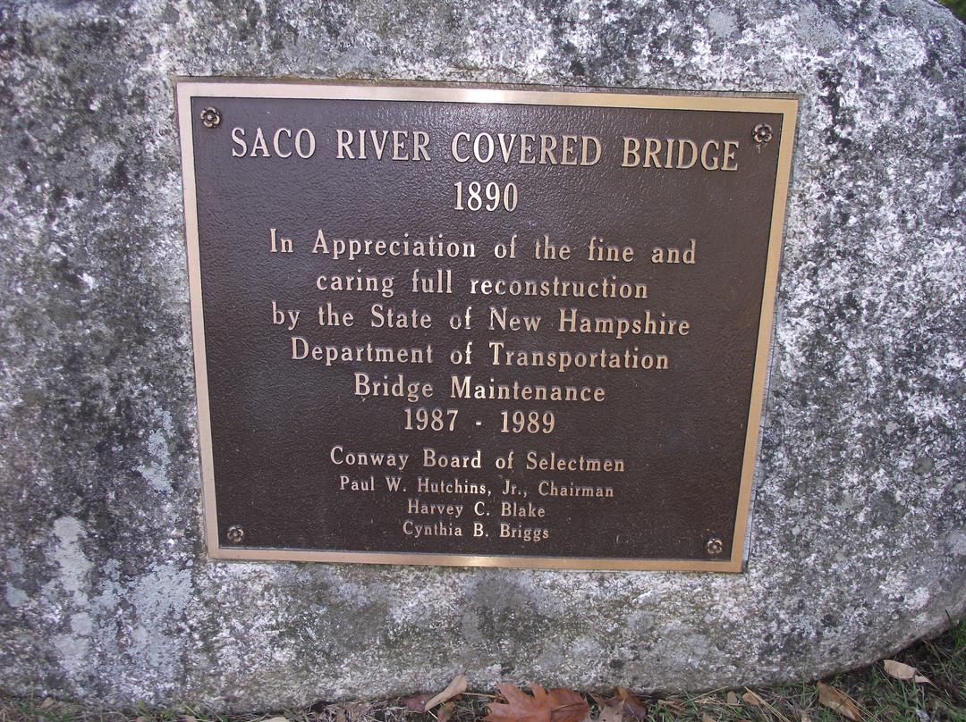 Saco River Covered Bridge景点图片